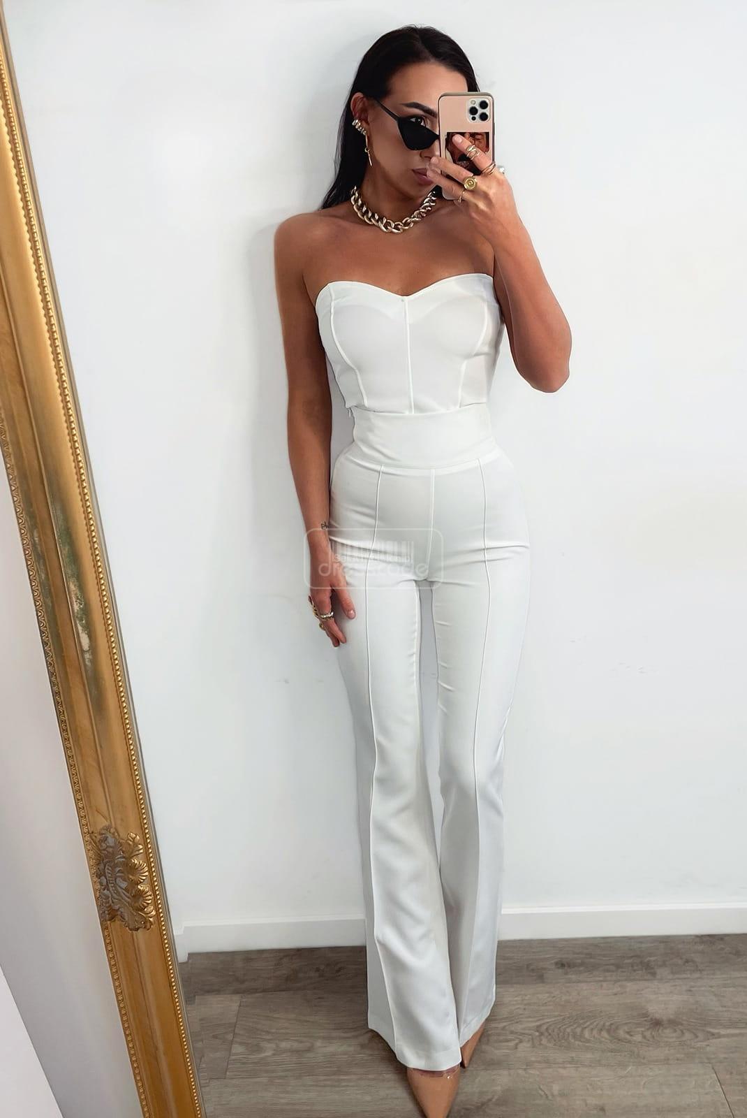 Szerokie-elegancki-spodnie-dzwony-LaMilla-biale-w-Selavifashion.pl-7