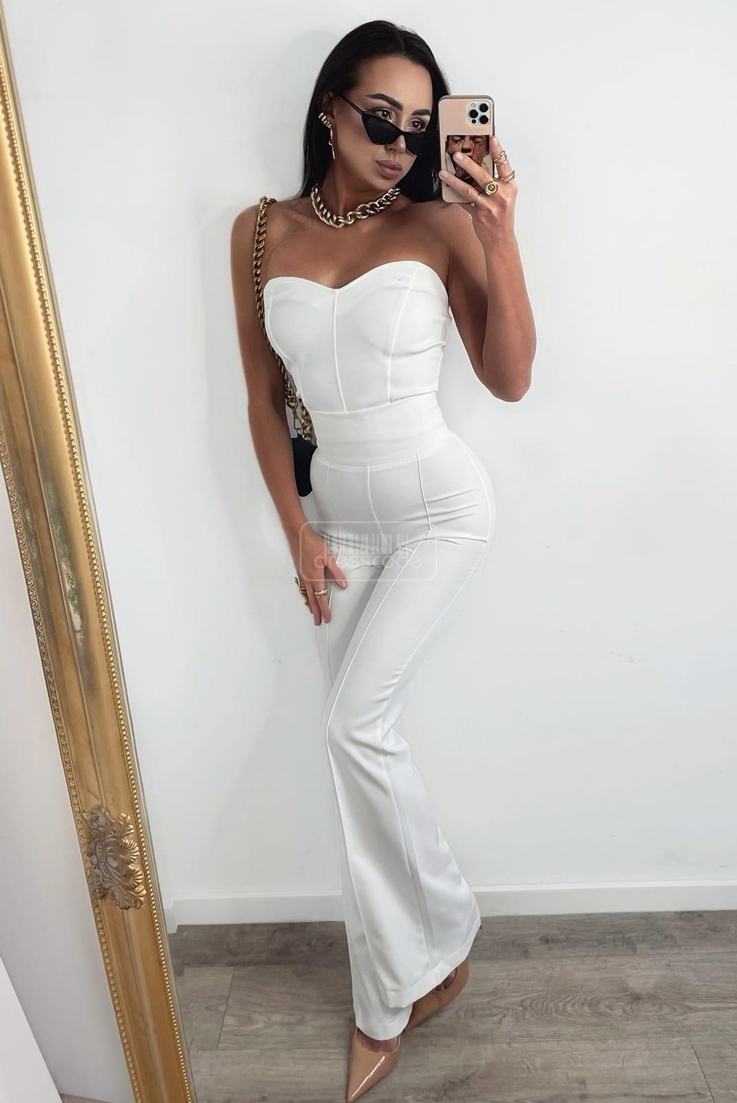 Szerokie-elegancki-spodnie-dzwony-LaMilla-biale-w-Selavifashion.pl-8