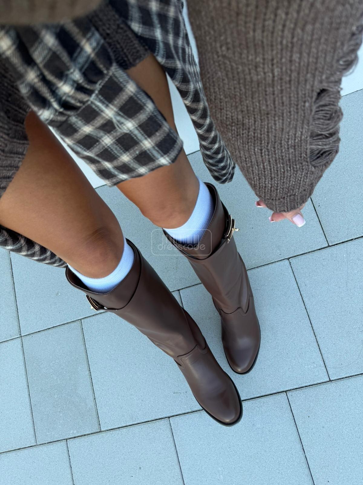 kozaki-aversi-brazowe_12