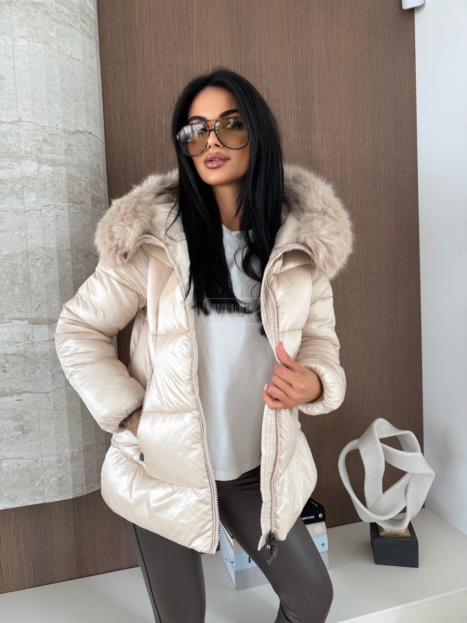 kurtka-adelle-blyszczaca-perlowa_5